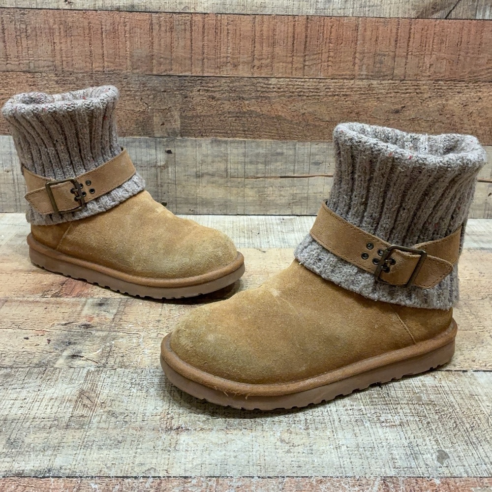 UGG 1003175 Boots Womens Size 7 38 Brown Suede Knit Ankle Buckle Winter Bootie